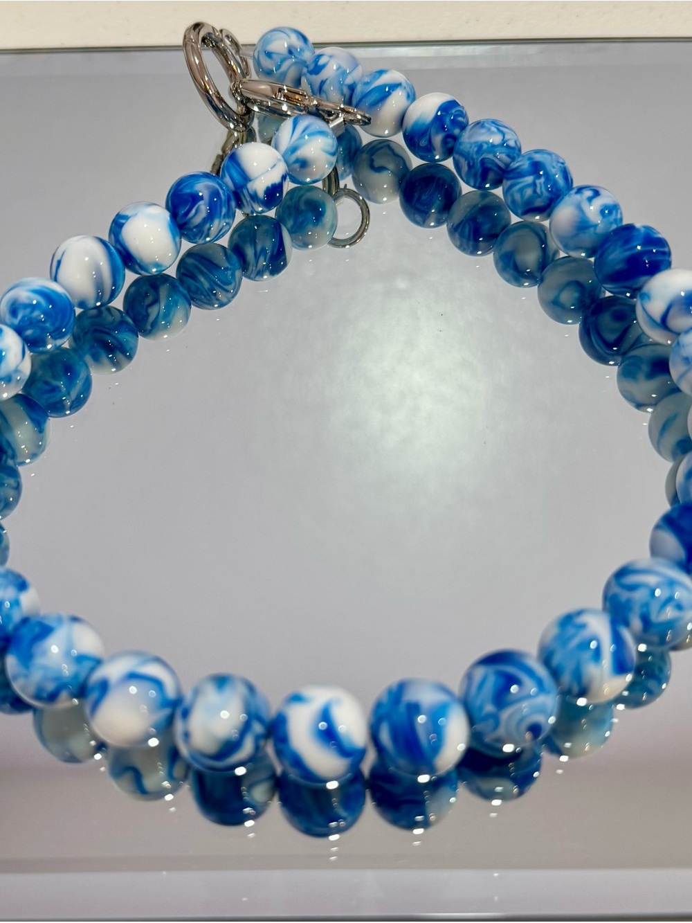 New Blue & White Marbled Bead Bag Chain 18 inches